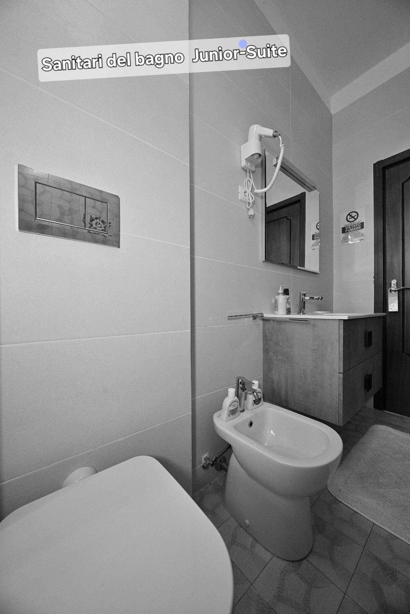 Bed and Breakfast Wast-Host By Michelangelo Васто Екстер'єр фото